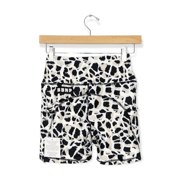 NWT Barbells & Pizza Giraffe Safari Fit Boxx Collab Shorts Size XS - Picture 2 of 8